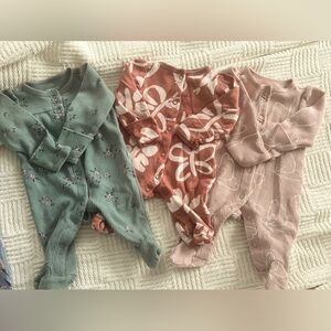 Carters Sleep N’ Play Bundle